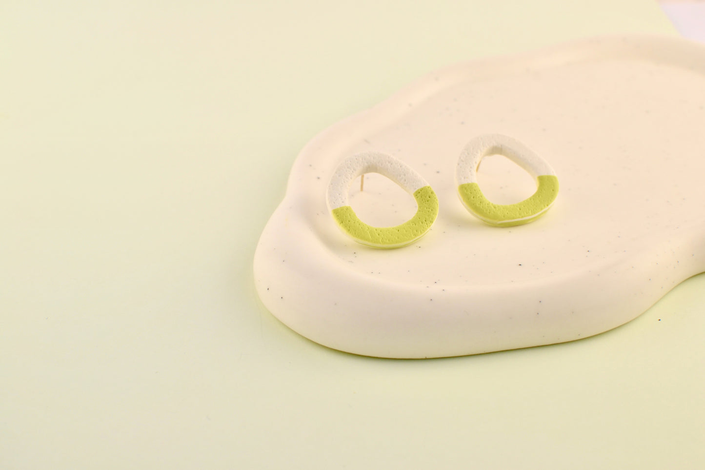 Big Textured Clay Studs | Green & White