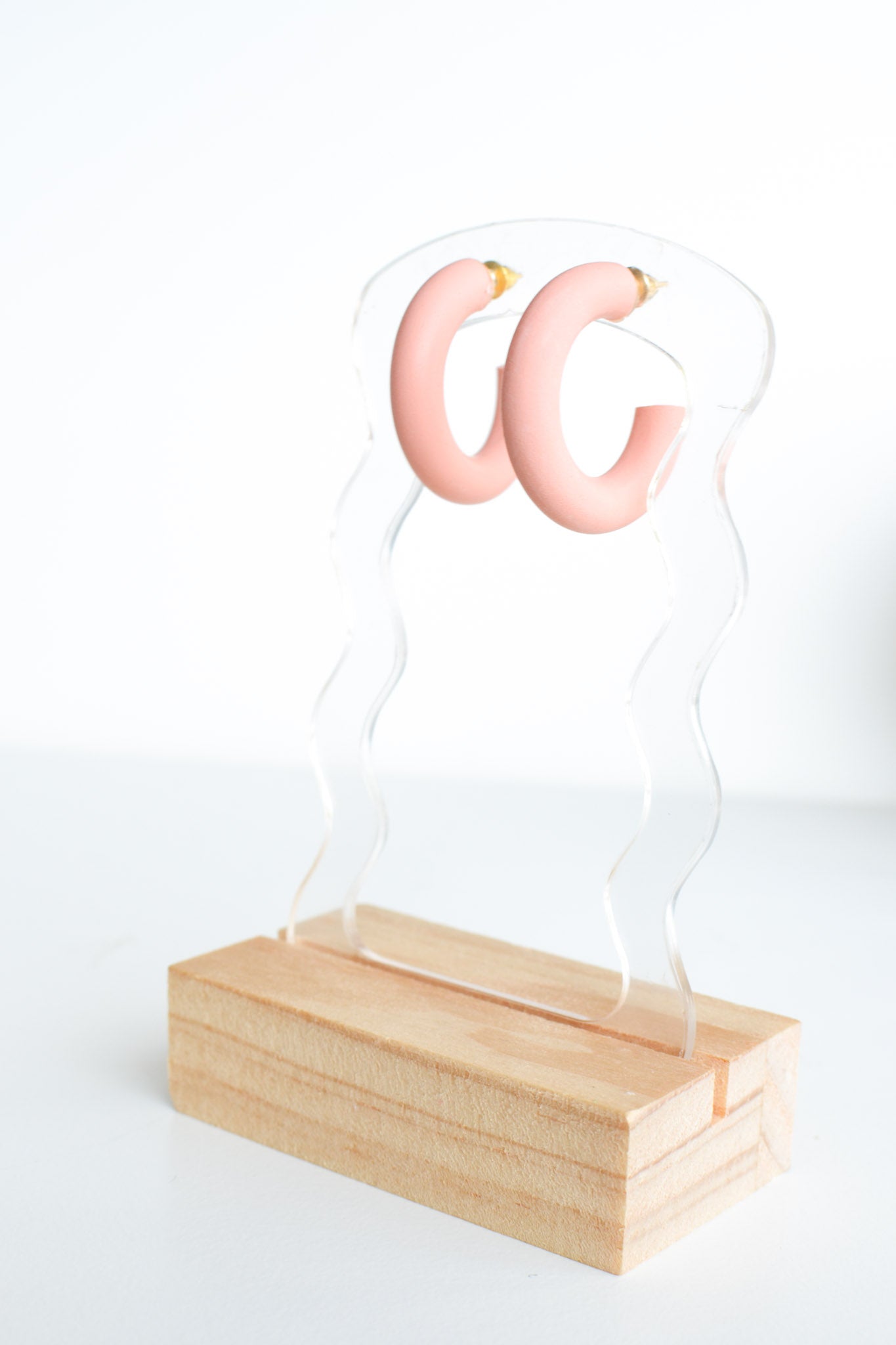 The Medium Hoop | Flamingo