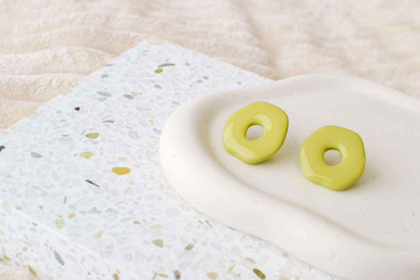 Glossy Oversized Studs | Lime Green