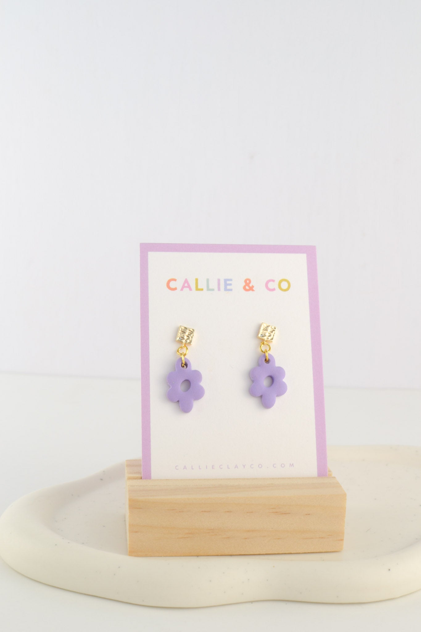 Daisy Dangles | Lilac