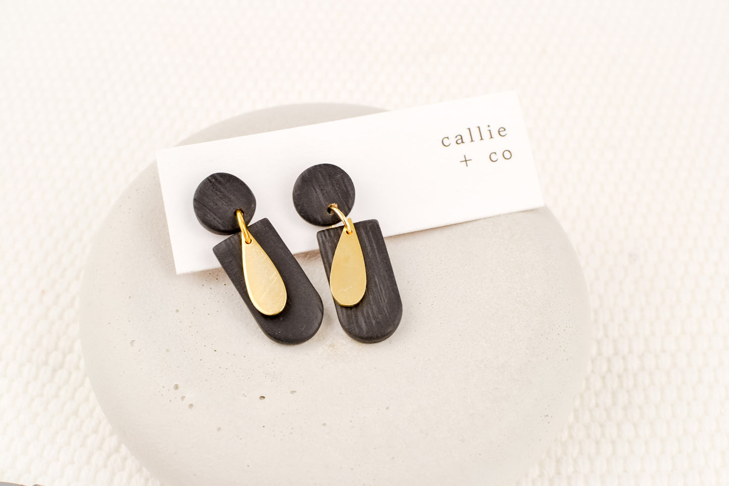 textured black + gold dangles | modern holiday collection