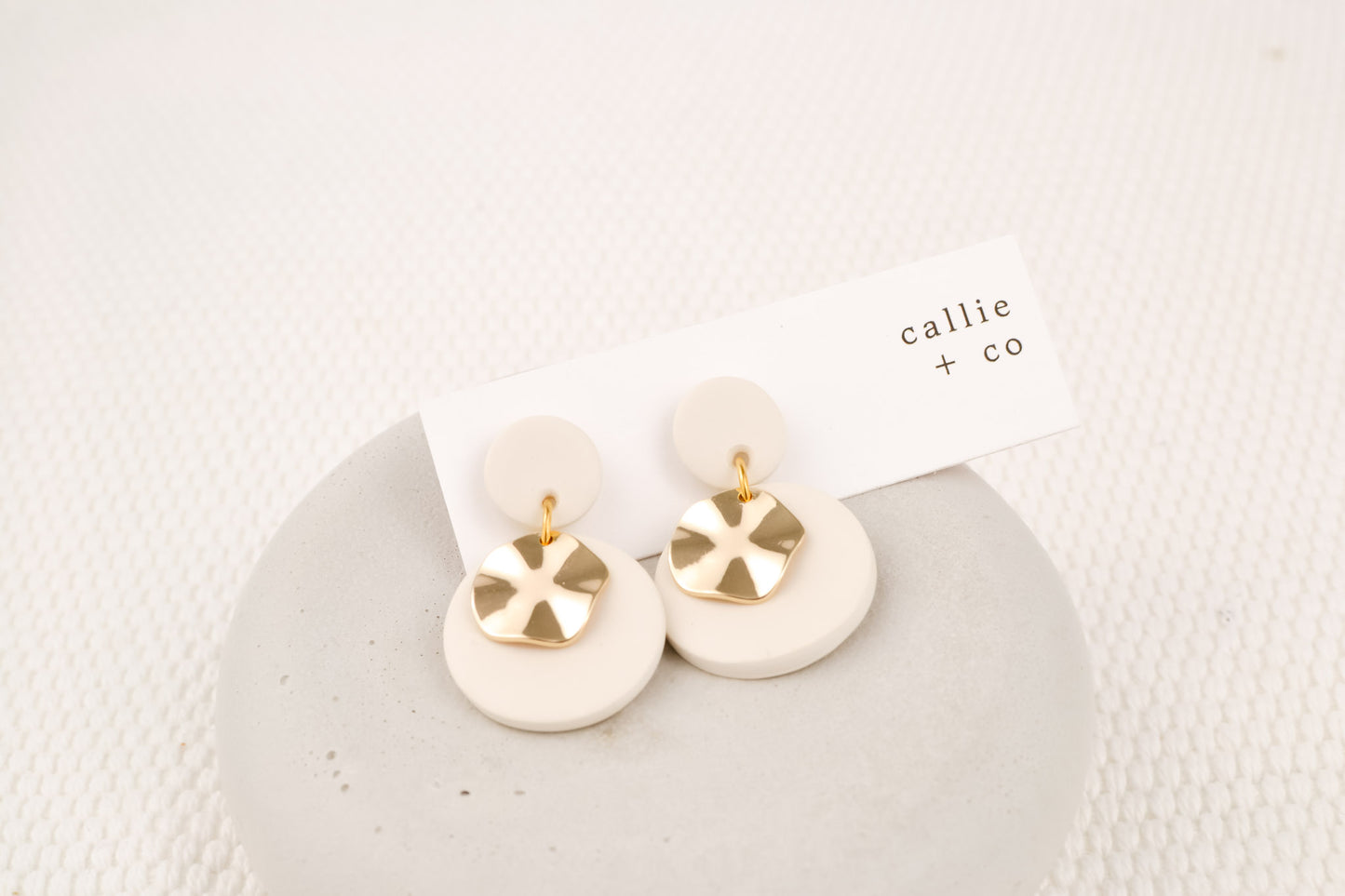 gold + white modern dangles | modern holiday collection