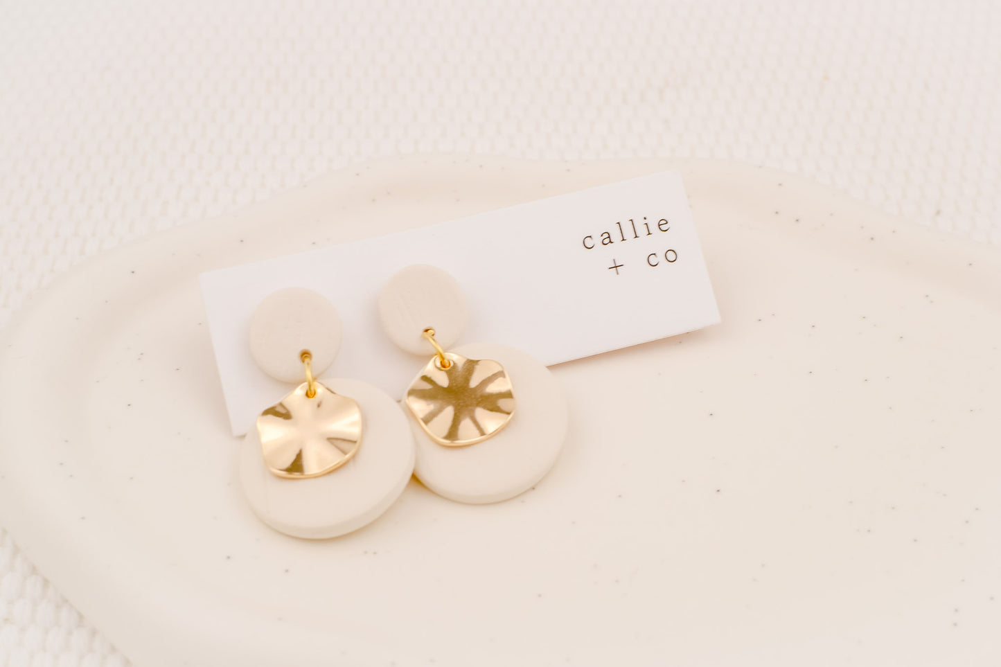 gold + white modern dangles | modern holiday collection