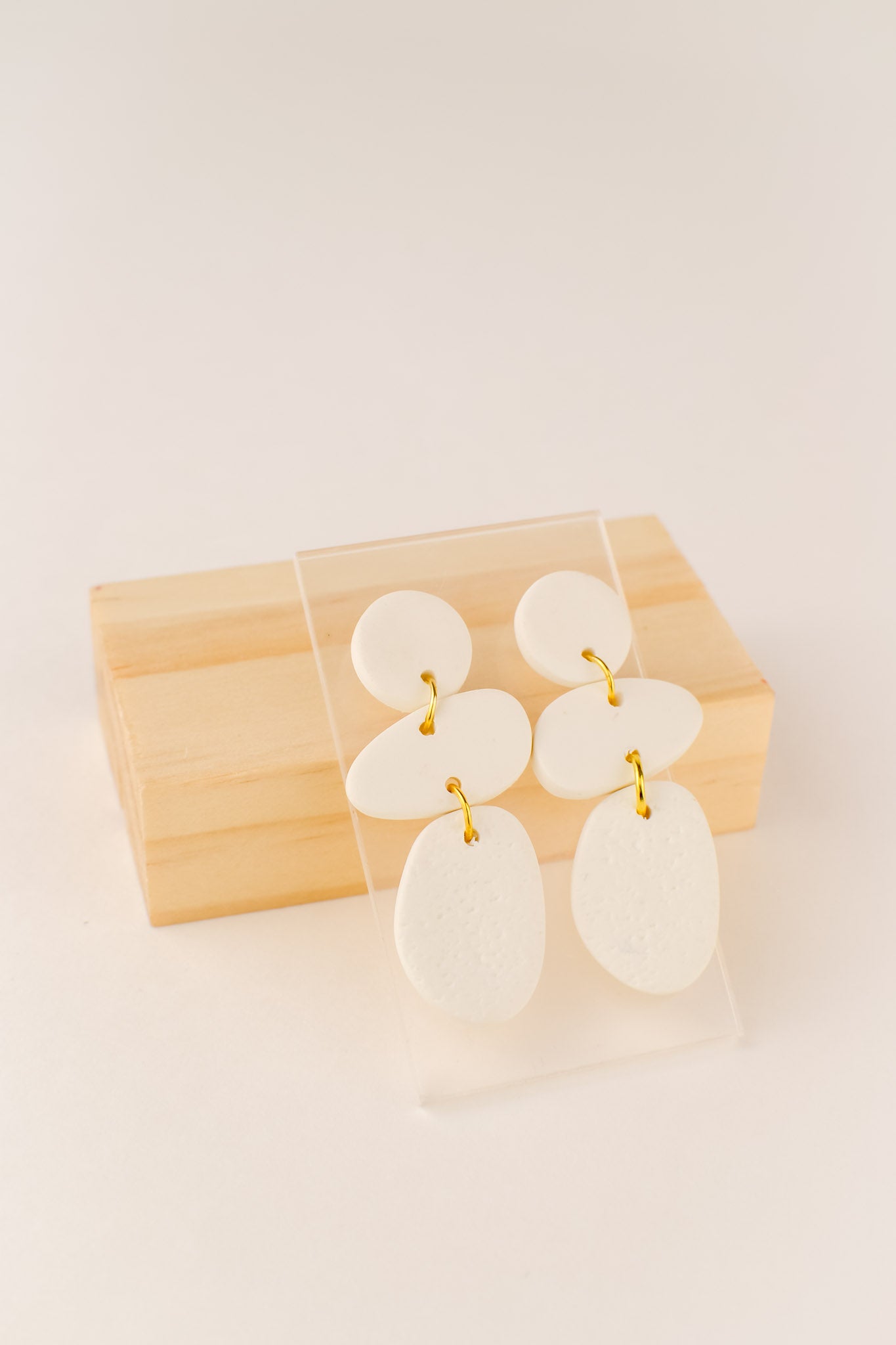 Abstract Dangles | Textured White