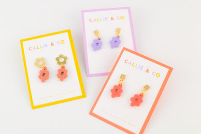 Daisy Dangles | Bright Coral