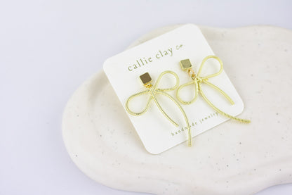 Lilly Bow Earrings | Gold