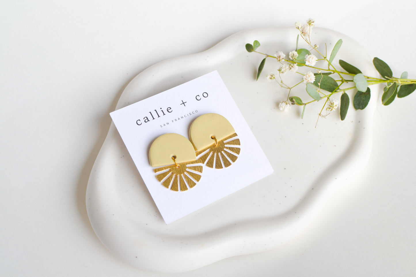 Sunburst Earrings in Dandelion